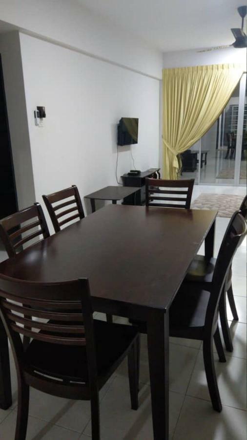 Spacious & Cozy Condo - Hijauan Heights Block C Kajang Extérieur photo